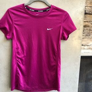 Nike running dry fit tee